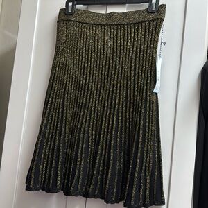 Draper James Black and Gold Pleated Skirt